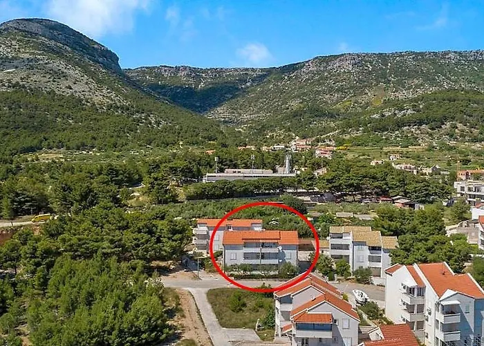 With Parking Space Bol, Brac - 20004 Bol