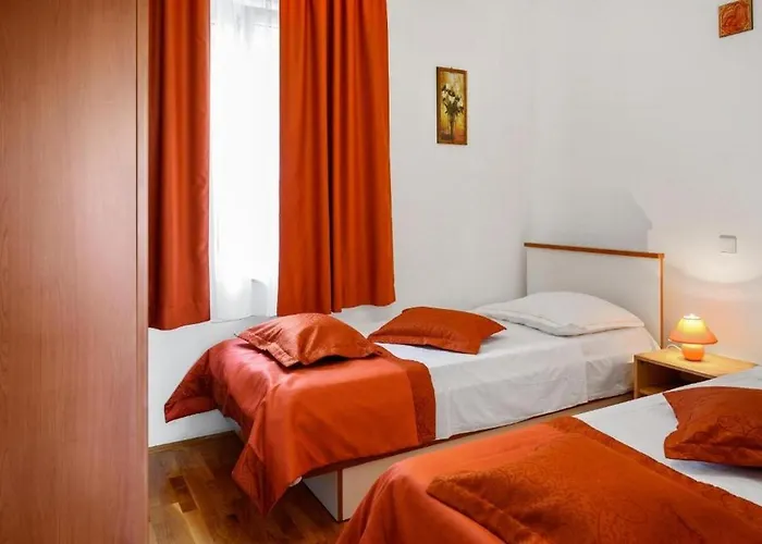 Апартаменты With Parking Space Bol, Brac - 20004 Бол