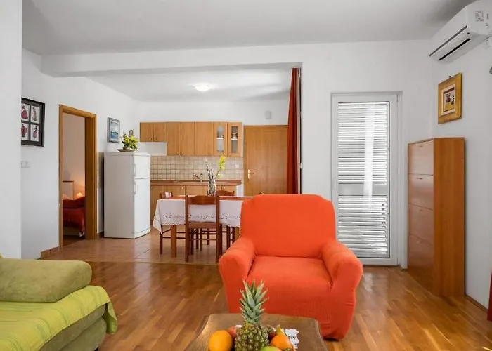 With Parking Space Bol, Brac - 20004 *